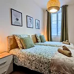 Apartament 50m2 Calme & Cosy, Fast Wifi, Free Parking *