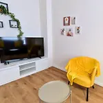 Apartament 50m2 Calme & Cosy, Fast Wifi, Free Parking
