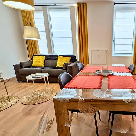 Appartement 50m2 Calme & Cosy, Fast Wifi, Free Parking *